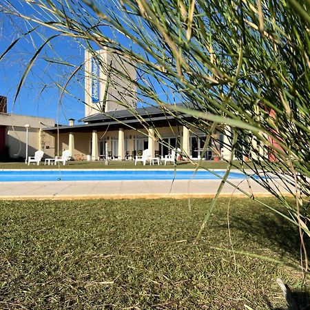 Howard Johnson Inn Rosario De La Frontera Dış mekan fotoğraf