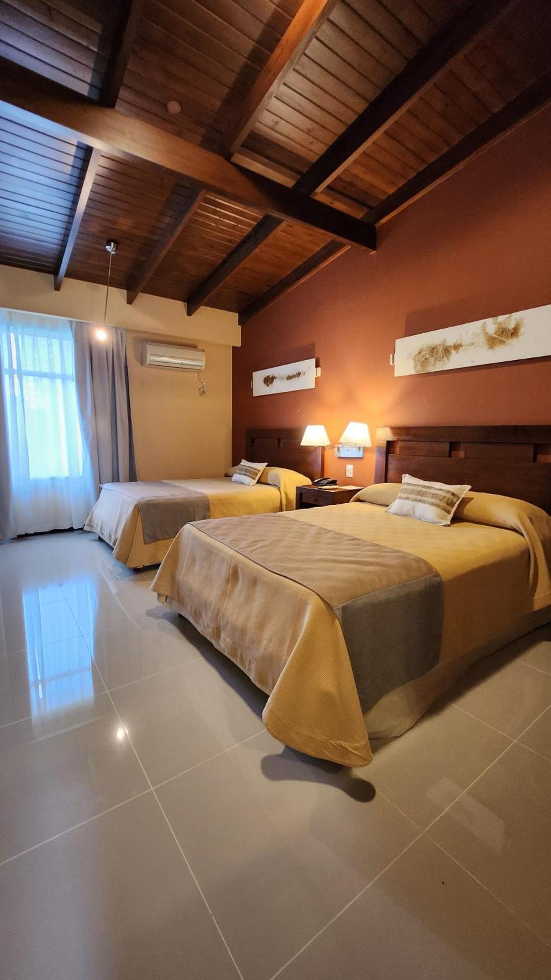 Howard Johnson Inn Rosario De La Frontera Dış mekan fotoğraf