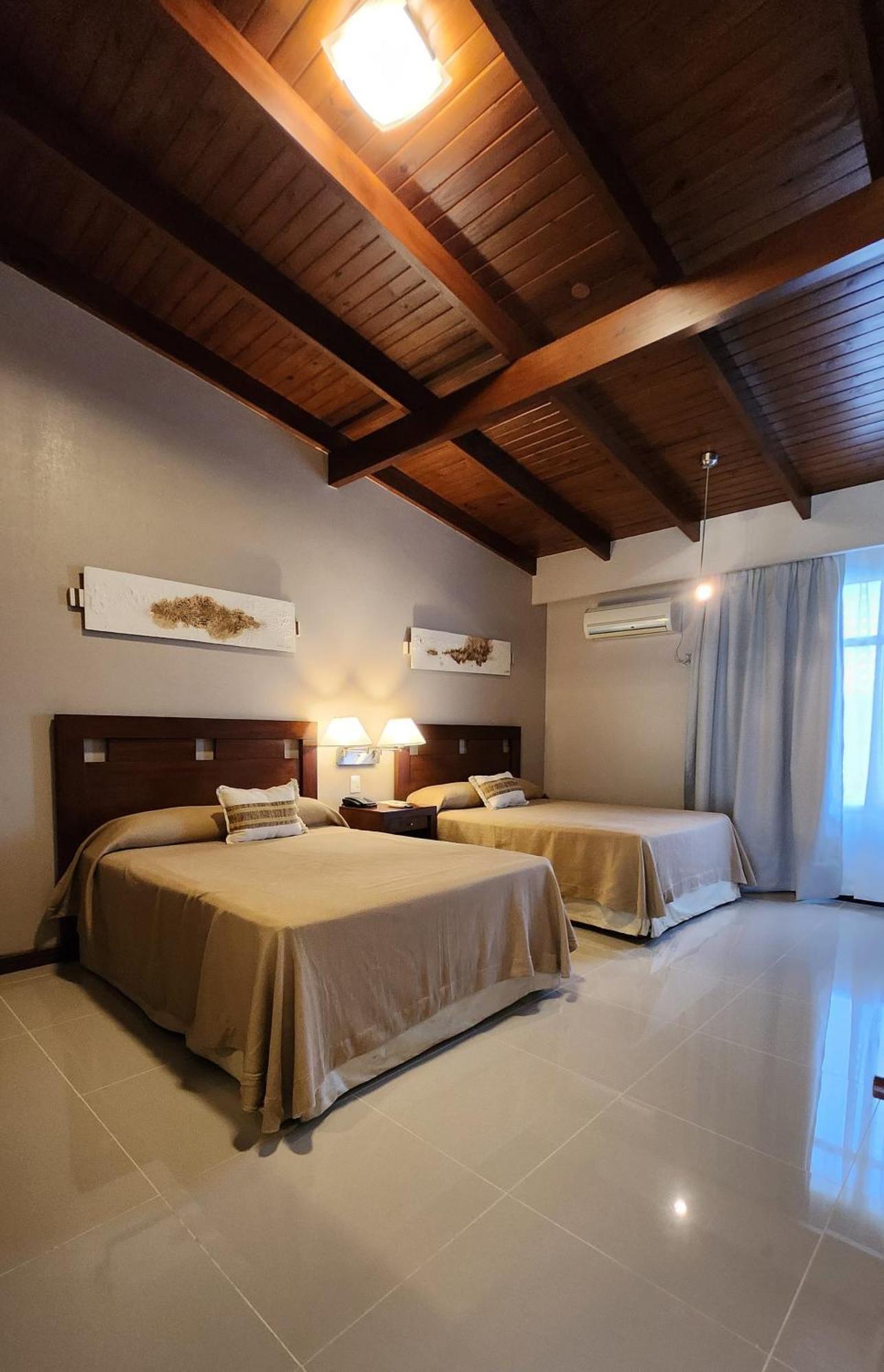 Howard Johnson Inn Rosario De La Frontera Dış mekan fotoğraf