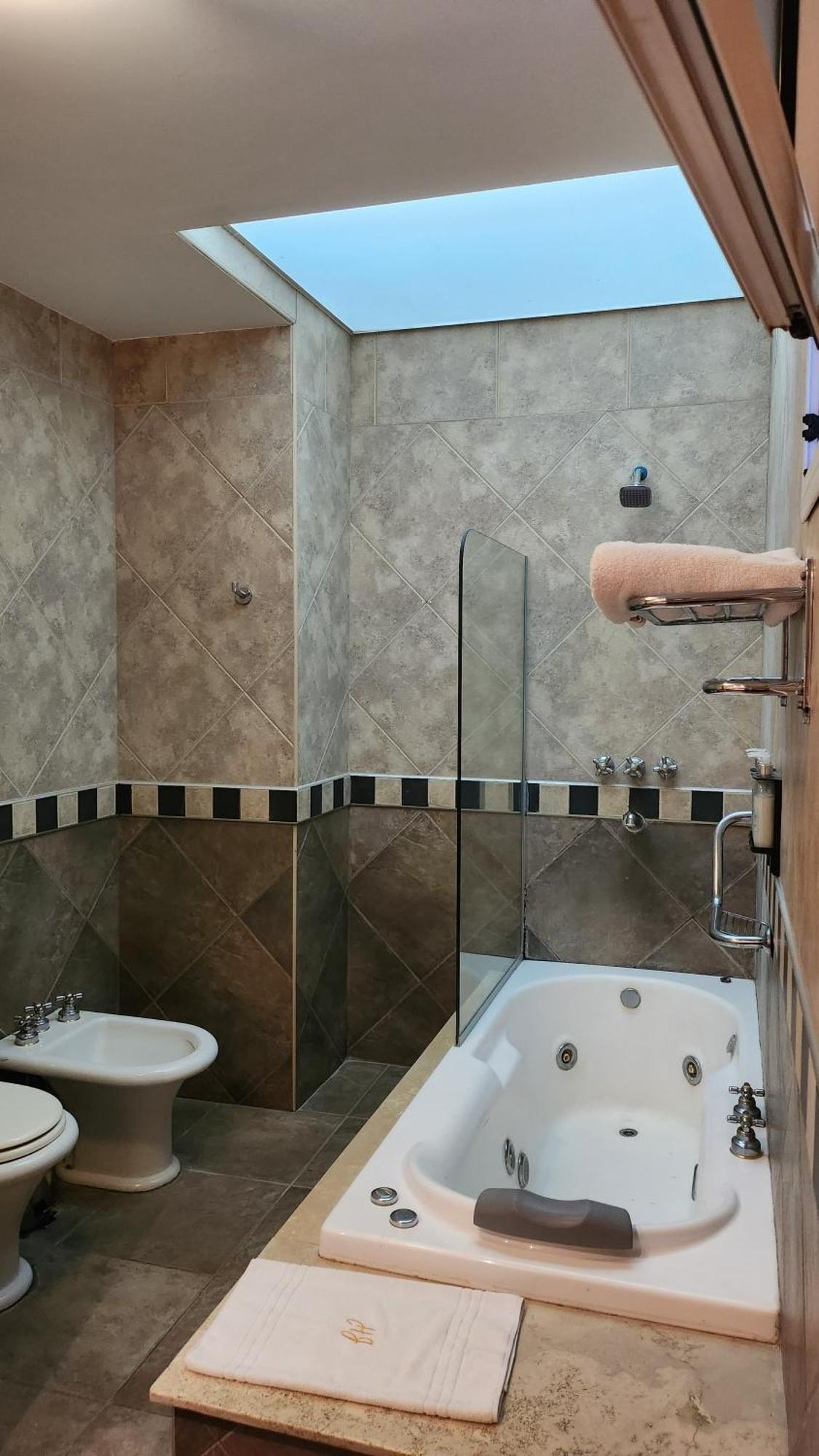 Howard Johnson Inn Rosario De La Frontera Dış mekan fotoğraf