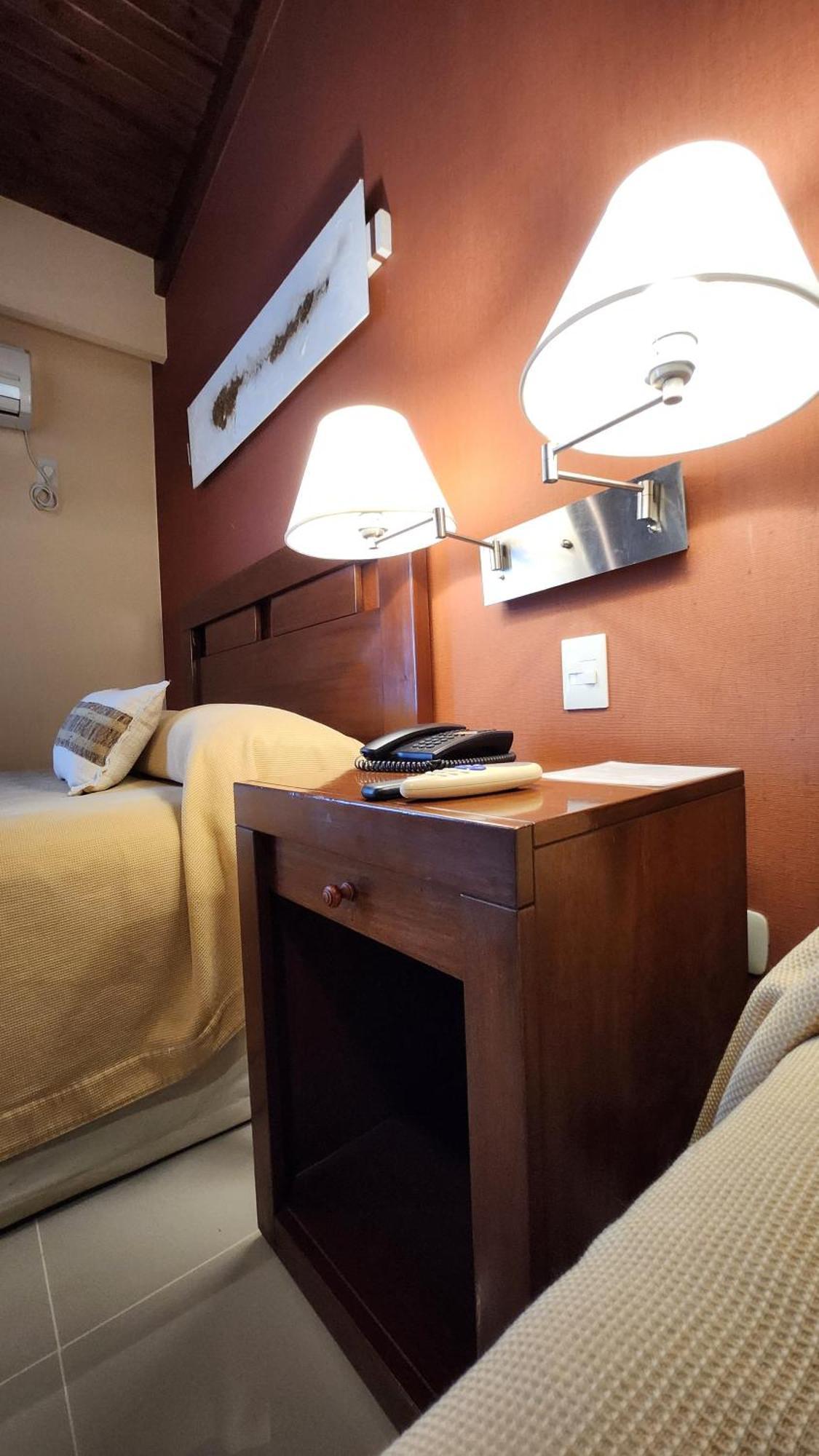 Howard Johnson Inn Rosario De La Frontera Dış mekan fotoğraf