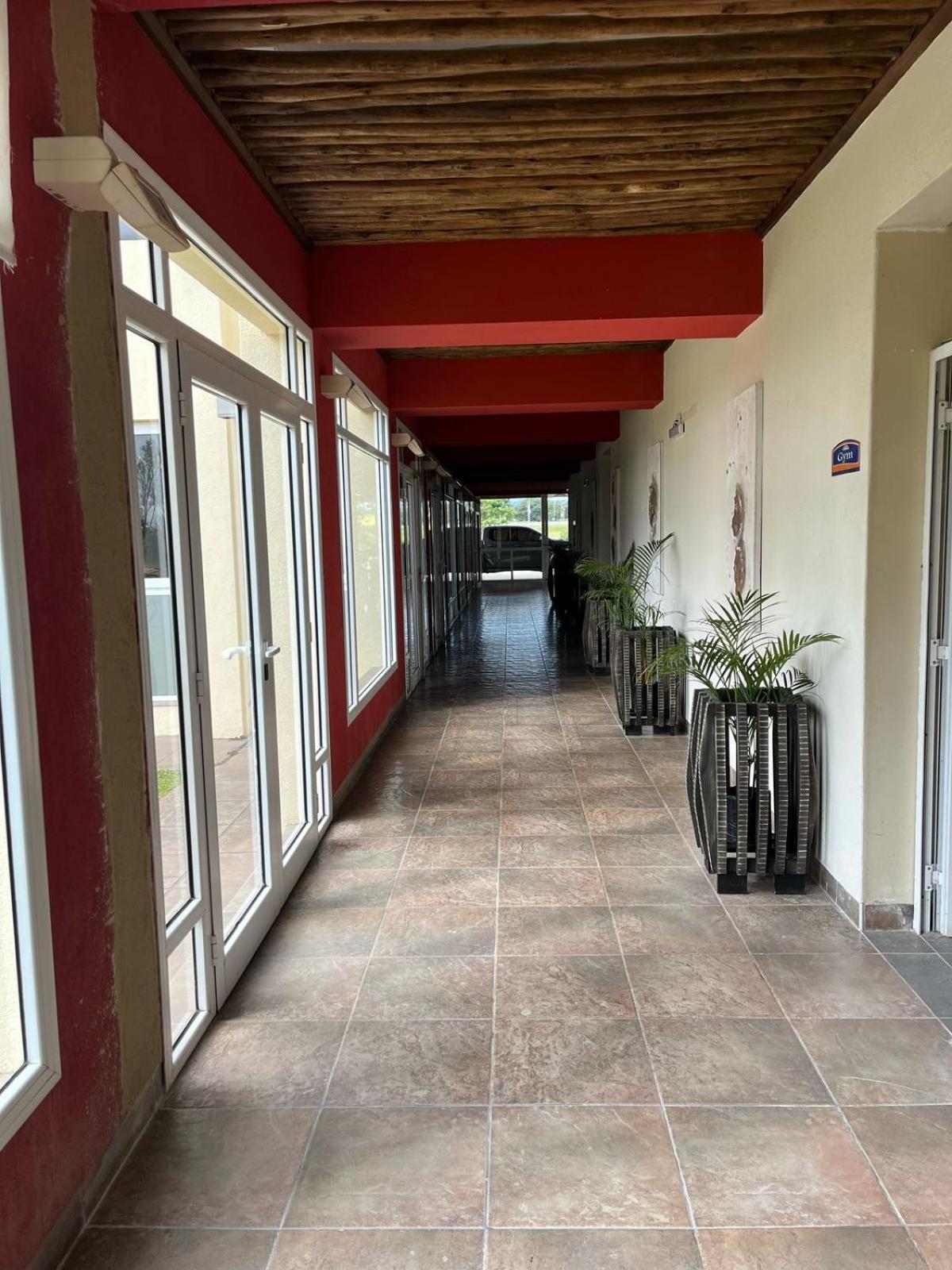 Howard Johnson Inn Rosario De La Frontera Dış mekan fotoğraf