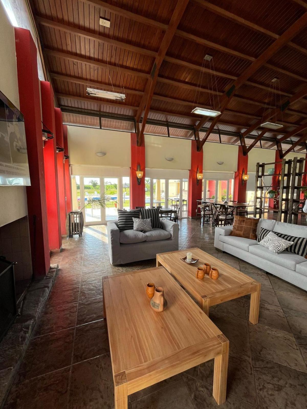 Howard Johnson Inn Rosario De La Frontera Dış mekan fotoğraf